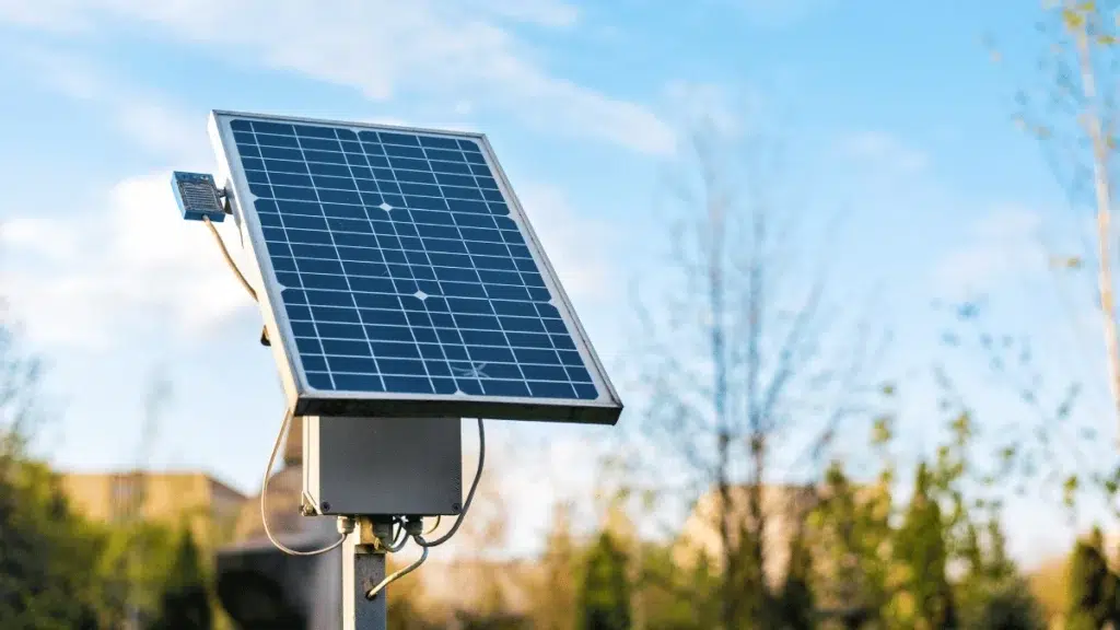 200 watt solar panel price in Pakistan